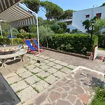 Le Rose Marina Di Bibbona