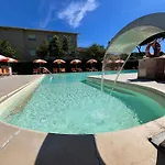 Le Rose Apart Otel 4*