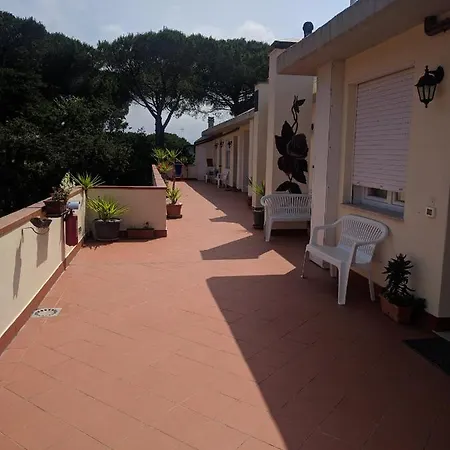 Le Rose Hotel apartamentowy 2*