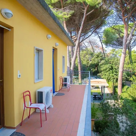 Hotel apartamentowy Le Rose 2*