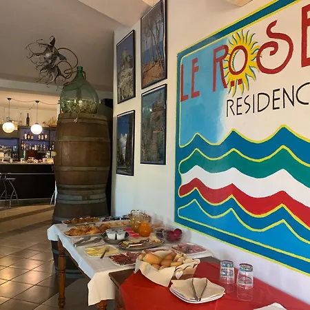 Le Rose Marina Di Bibbona